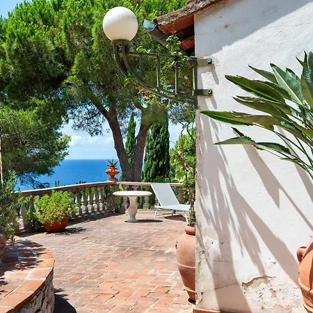 Villa Le Ginestre Di Mare